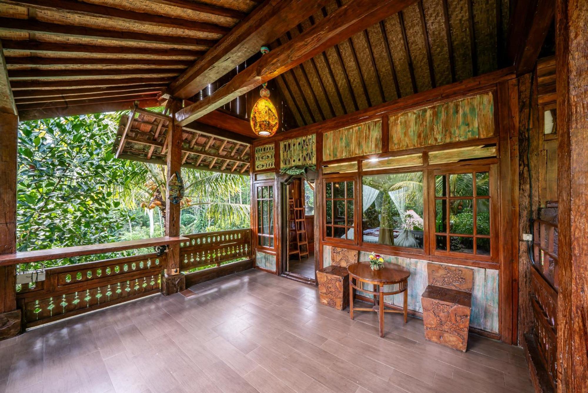 Yoga Maya Villa Ґіаньяр Екстер'єр фото