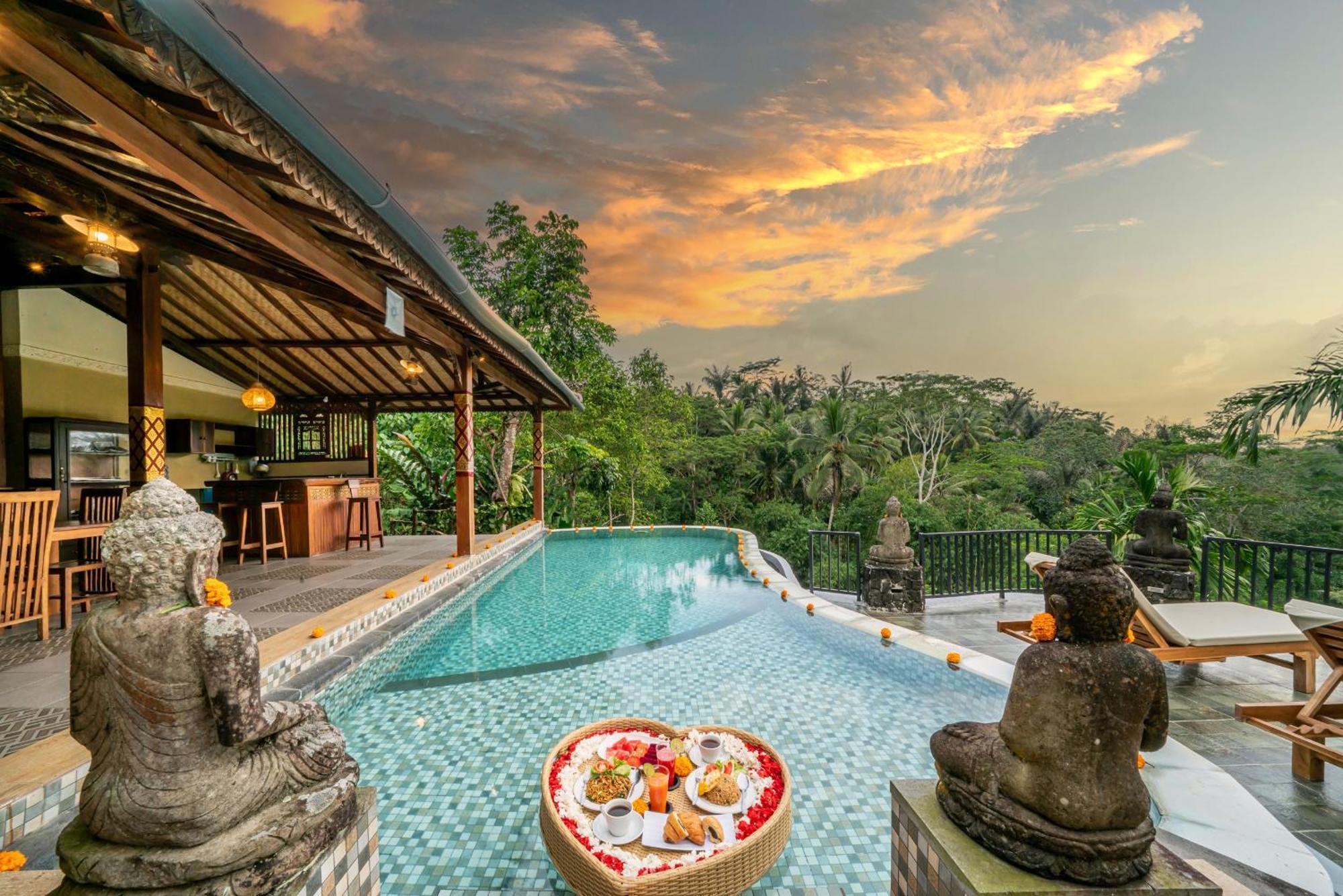 Yoga Maya Villa Ґіаньяр Екстер'єр фото