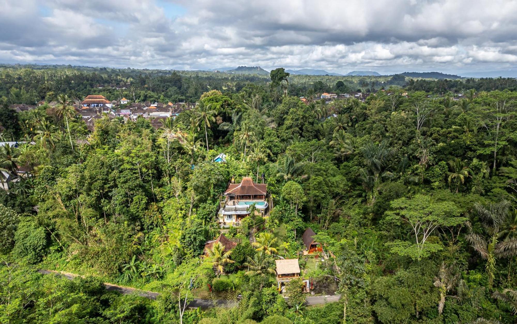 Yoga Maya Villa Ґіаньяр Екстер'єр фото