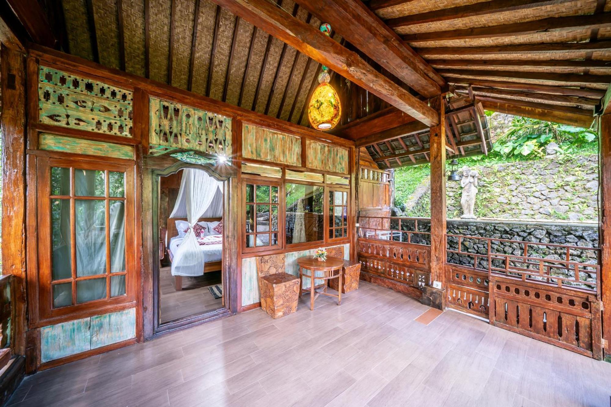 Yoga Maya Villa Ґіаньяр Екстер'єр фото