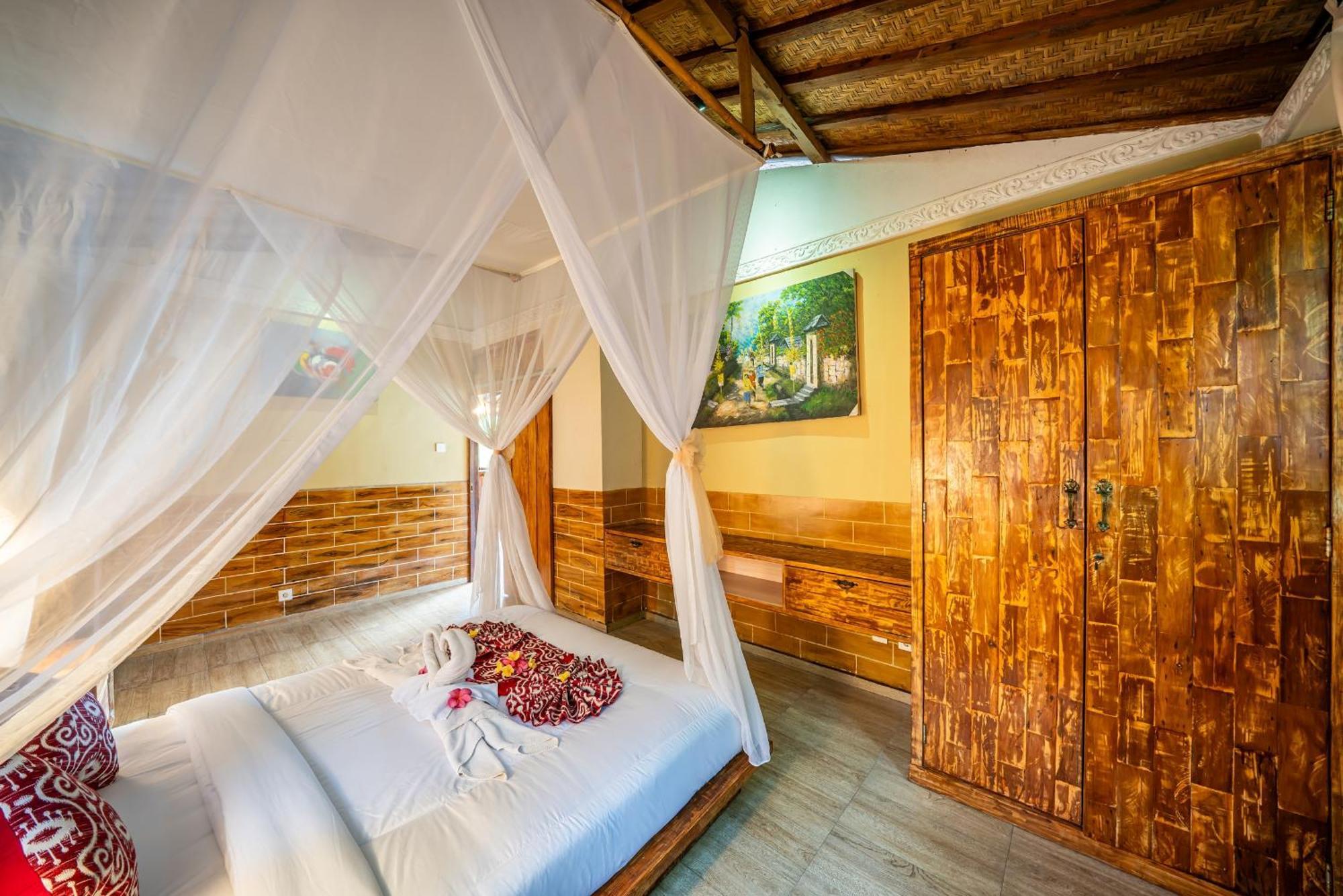 Yoga Maya Villa Ґіаньяр Екстер'єр фото
